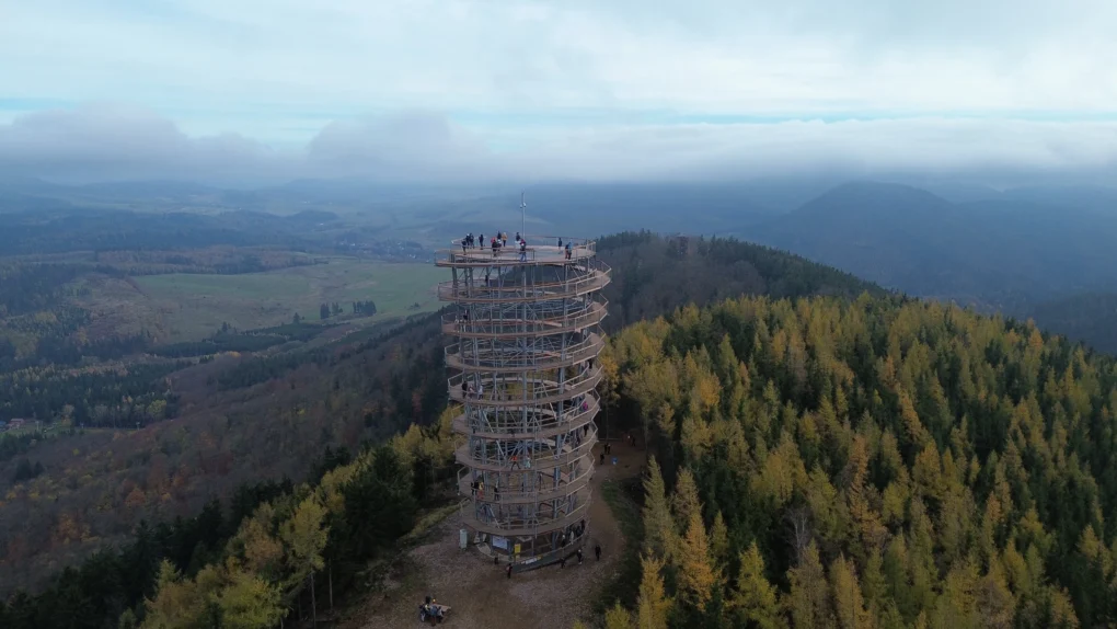 Wieża widokowa na Dzikowcu 836 m n.p.m.